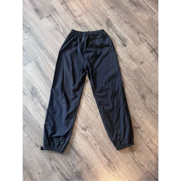 Rei Windbreaker Track Pants Men Black Nylon Ankle Zip Vintage Tapered size M - Picture 2 of 9